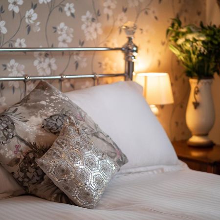 Avalon House B&B Lyndhurst Bagian luar foto