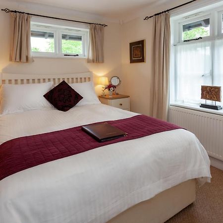 Avalon House B&B Lyndhurst Bagian luar foto